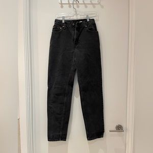 Levi’s 550 Relaxed Fit Tapered Leg